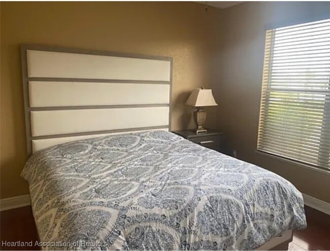 Building Photo - 5016 Friars Cove St