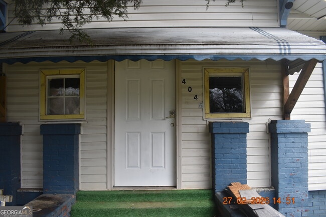 Building Photo - 4048 Kemper Ave