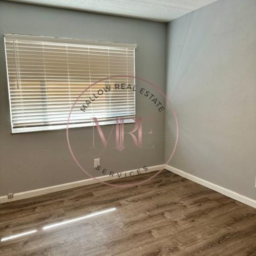 Building Photo - 1227 Casita Dr