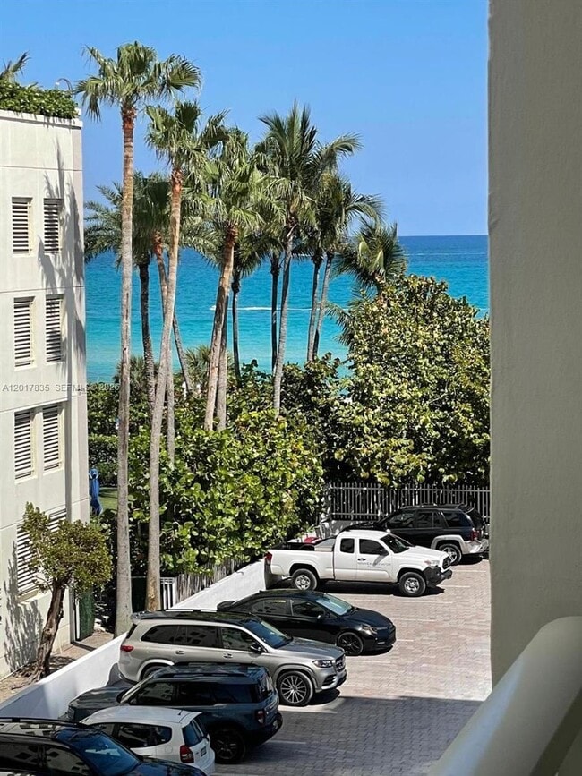 Building Photo - 5005 Collins Ave