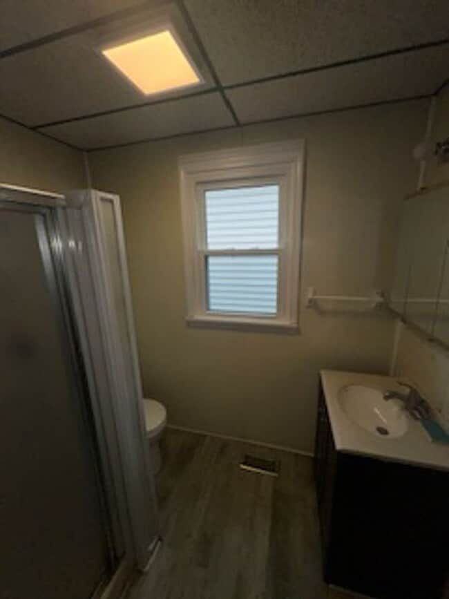 Building Photo - 1503 E Franklin St