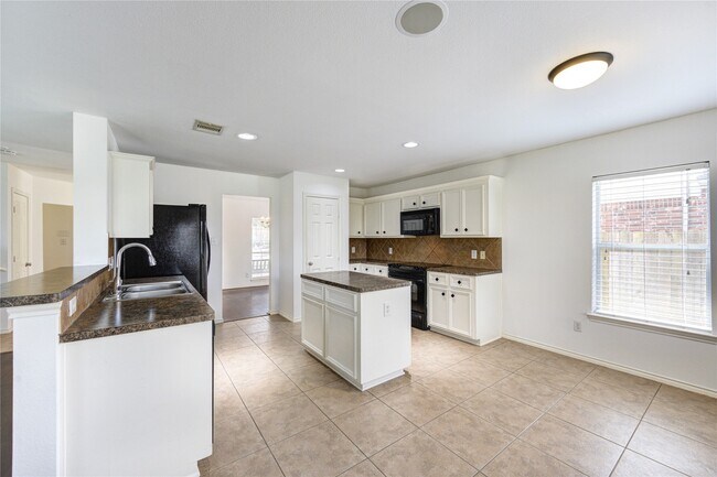 Building Photo - 2115 Sherbrook Park Ln