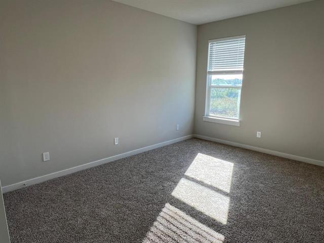 Building Photo - 3409 Valley Vista Dr
