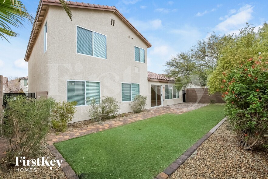 Building Photo - 9325 Thunder Falls Ct