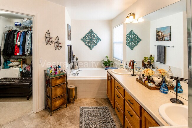 Building Photo - 3967 S Malta Ct