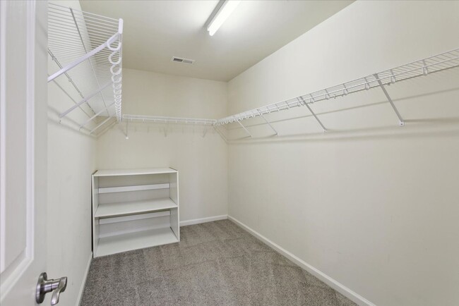 Building Photo - Hampton Home for Rent (3 bed/2.5 bath)