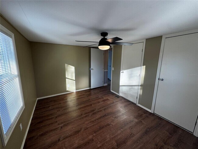 Building Photo - 2484 Gator Ln