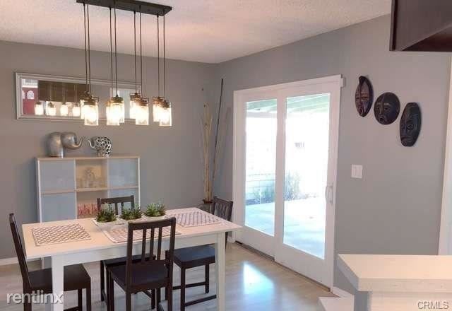Building Photo - 3 br, 2 bath House - 20532 Varsity Dr