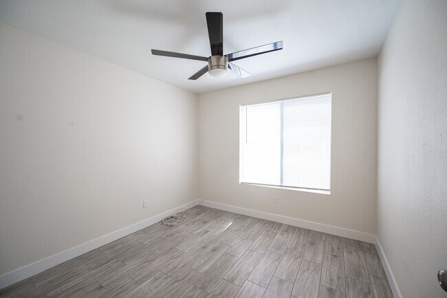 Building Photo - 1416 Grey Hunter Dr