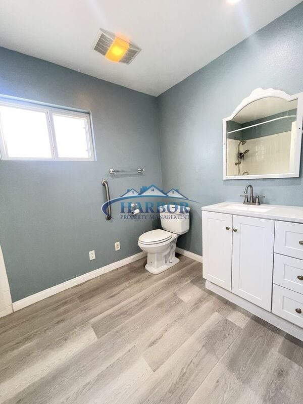 Building Photo - 21502 Berendo Ave