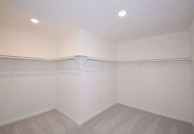 Building Photo - 15291 Abella Dr