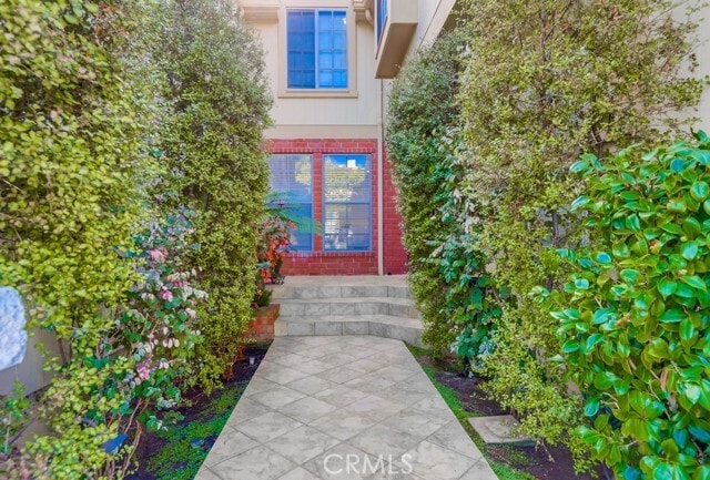 Building Photo - 6172 Eaglecrest Dr