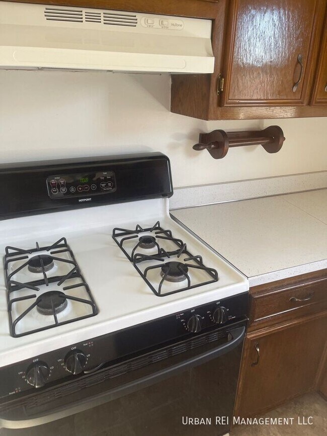 Building Photo - 17385 70th Ave