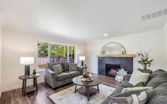Building Photo - Beautiful 4 bedroom in Bonney Lake WA - Ap...