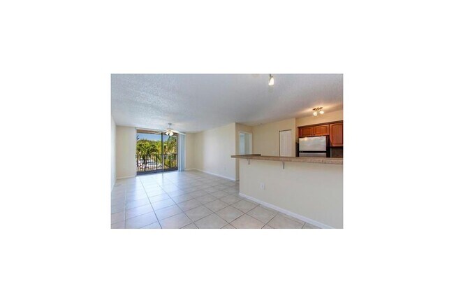 Building Photo - 1733 Village Blvd