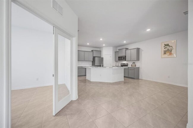 Building Photo - 2555 Bending Bonsai Dr