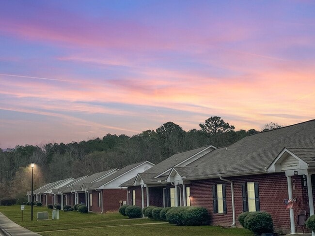Building Photo - 312 7th Ct N