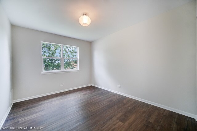 Building Photo - 14517 Troy Ave