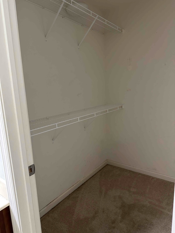 Building Photo - 131 Creekside Wy