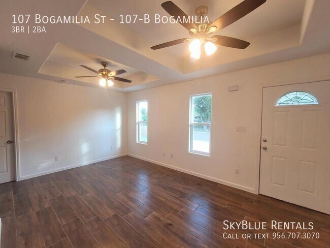 Building Photo - 107 Bogamilia St