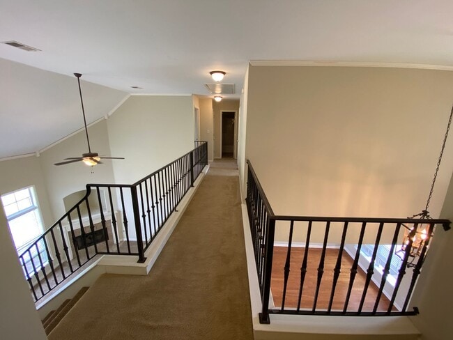 Building Photo - LARGE AND SPACIOUS HOME IN BARTLETT/ARLINGTON
