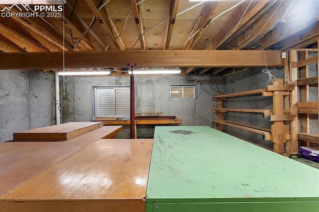 Building Photo - 497 South Avenida Del Oro E