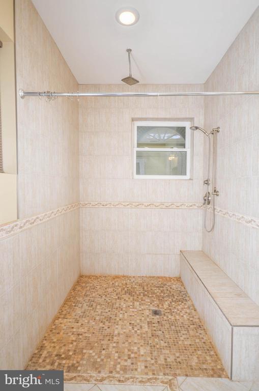 Building Photo - 7205 46th St