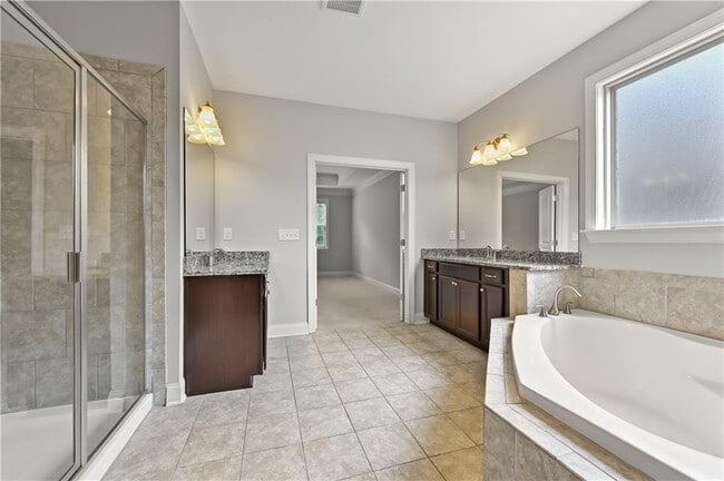 Building Photo - 9965 Cameron Parc Cir
