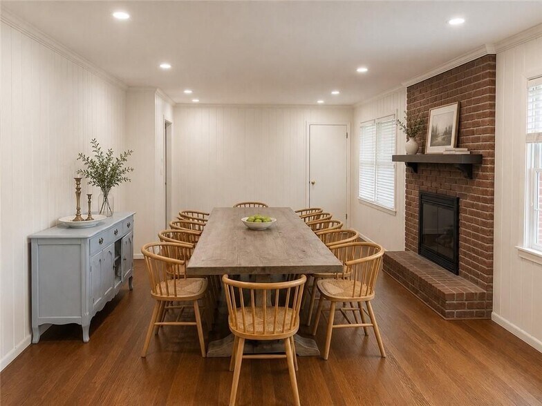 Building Photo - 505 Forest Hills Dr