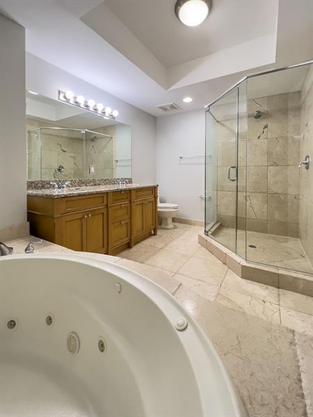 Building Photo - 4241 N Ocean Blvd