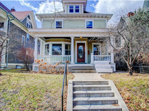 Building Photo - Perfect 5BR Home in Uptown!
