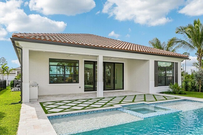 Building Photo - 13621 Le Christine Dr