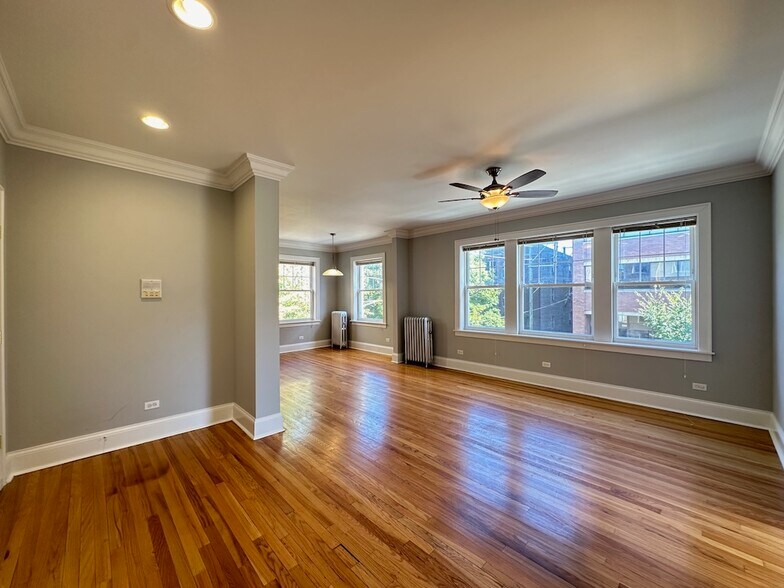 Building Photo - 4414 N Rockwell St