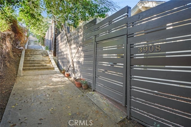 Building Photo - 3908 Edison Walk