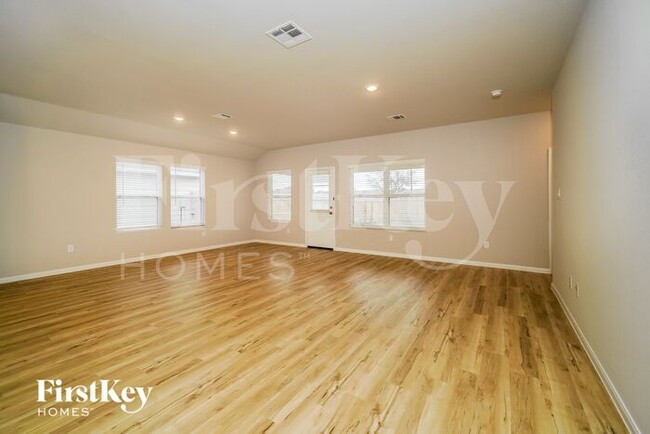 Building Photo - 1834 Morse Way