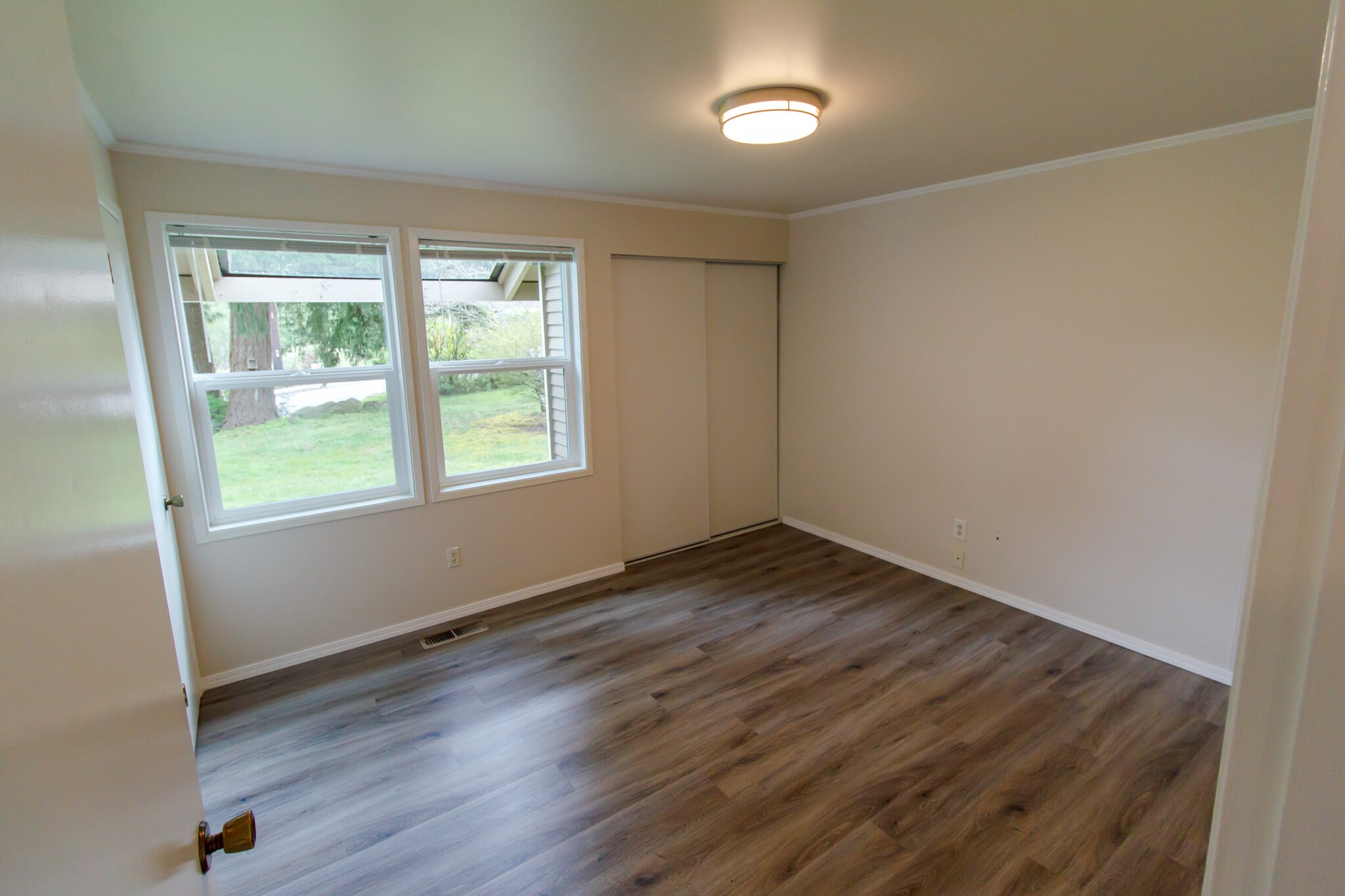 Master bedroom with .5 bath - 2549 Yew Street Rd