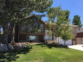 Building Photo - 11265 Windy Peak Ridge Drive