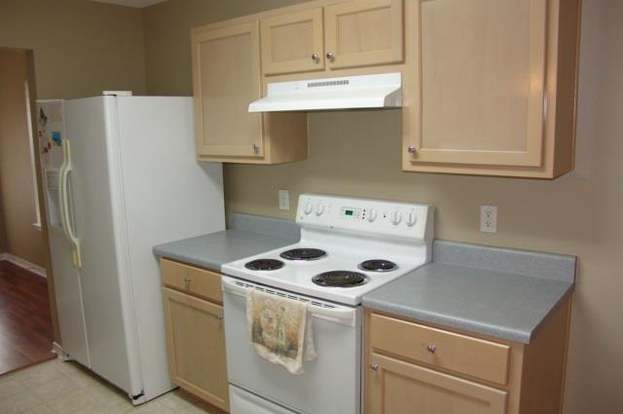 Building Photo - 6351 Cottage Woods Dr