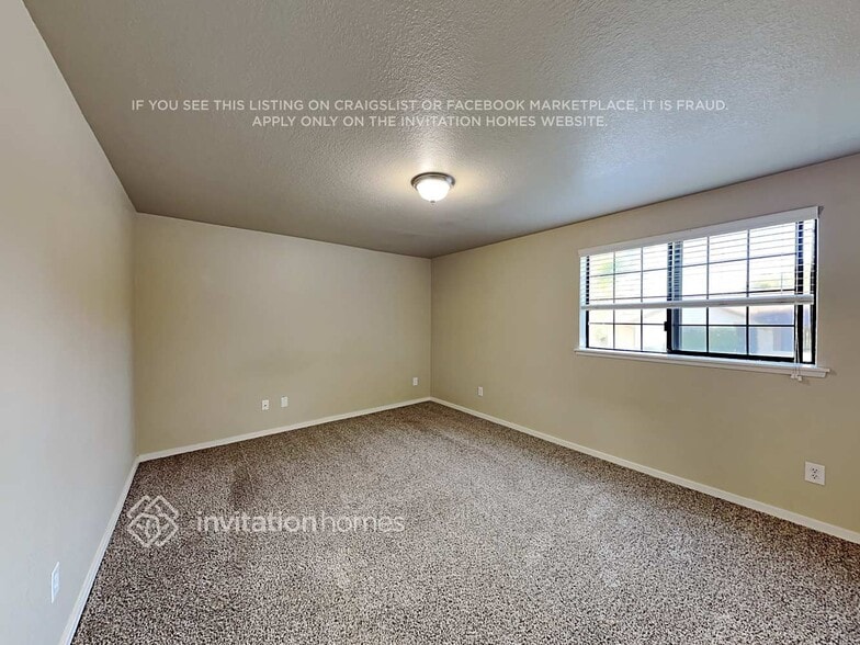 Building Photo - 2414 117th Ave NE