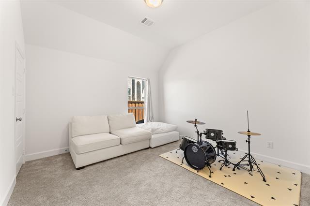 Building Photo - 2250 Macy Wy