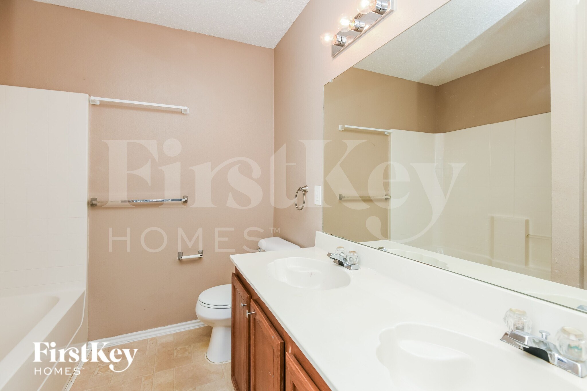 Building Photo - 1301 Anna Lea Ln