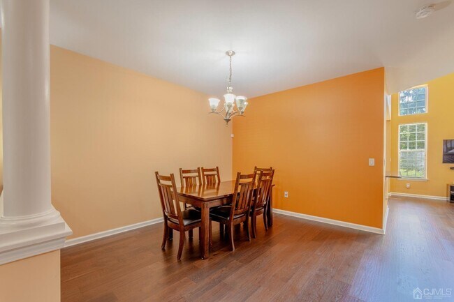 Building Photo - 2474 Canterbury Ln