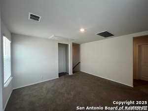 Building Photo - 141 Middle Grn Lp