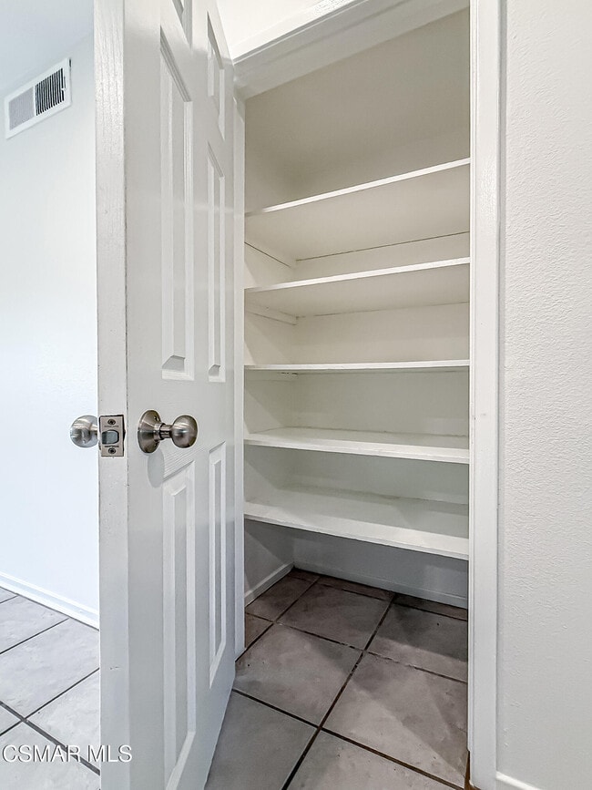 Building Photo - 4150 Lake Harbor Ln