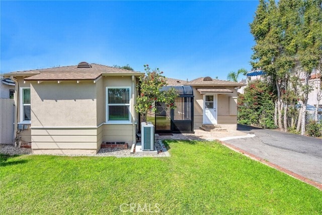 Building Photo - 782 N Almar Ave