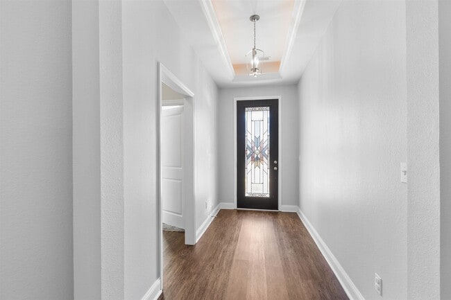 Building Photo - 8756 Glen Oak Trail