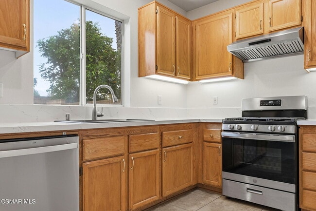 Building Photo - 477 Scatterwood Ln