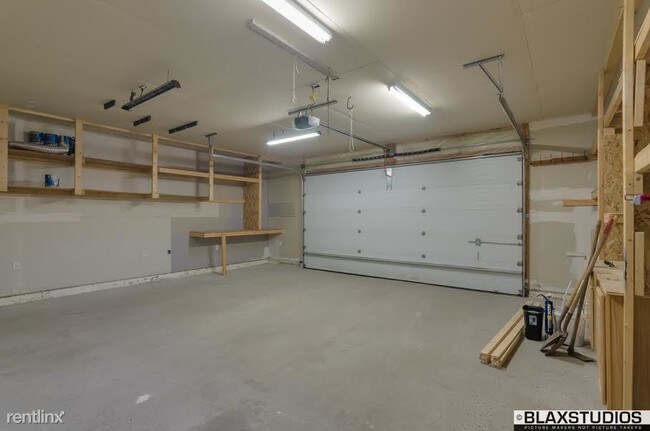 Building Photo - 1203 Paige Ave