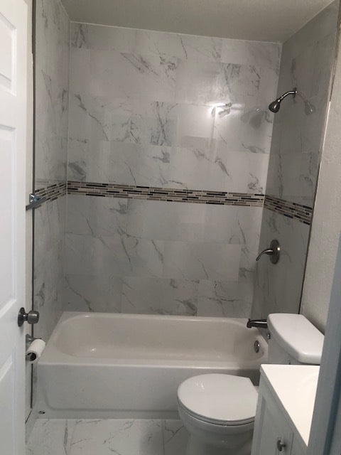 Building Photo - 401 Blackbird Way