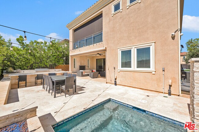 Building Photo - 11945 Mirabel Way